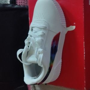 Girls Carina Tie Dye PS by Puma, Size 13